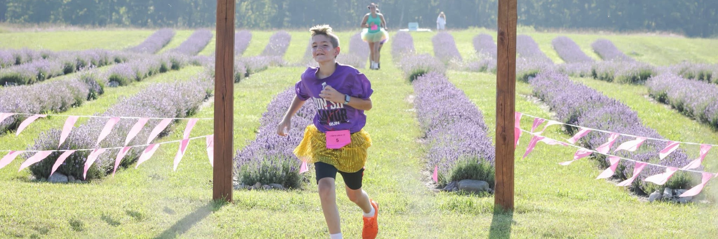 Glitter Run: Illuminating the Way for Creative Resilience