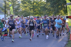 Town of Bridgewater "Race to the Bottom" 5k logo