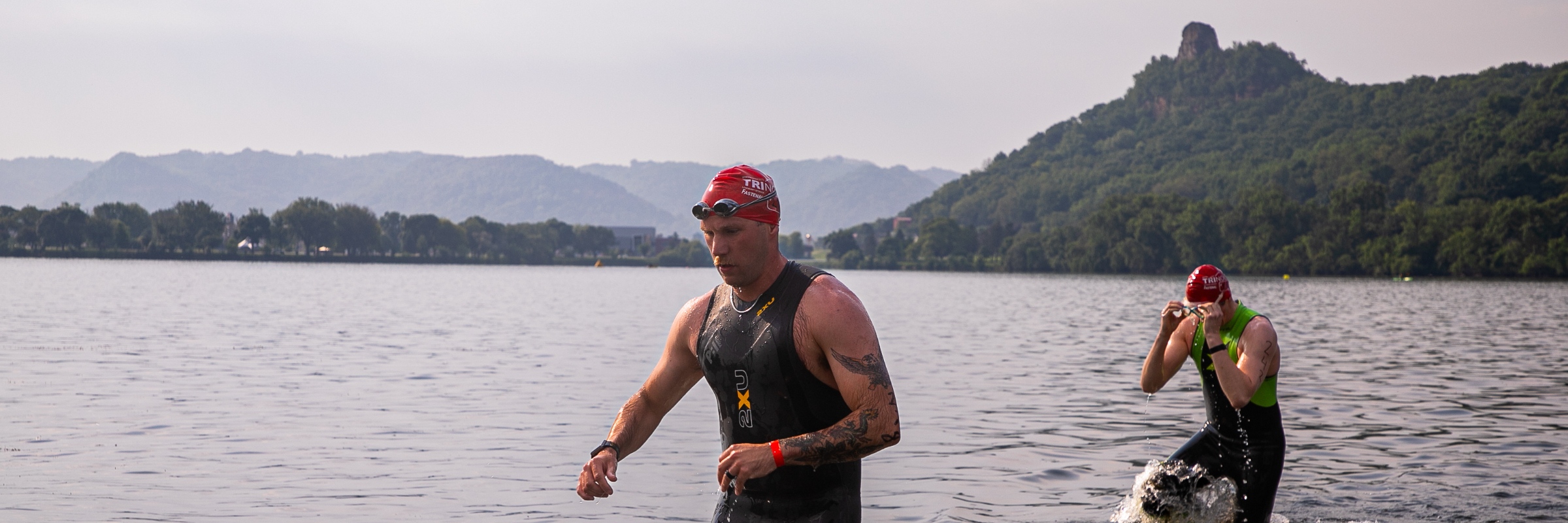 Trinona
