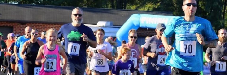 Runnin' with the Dogs 5K